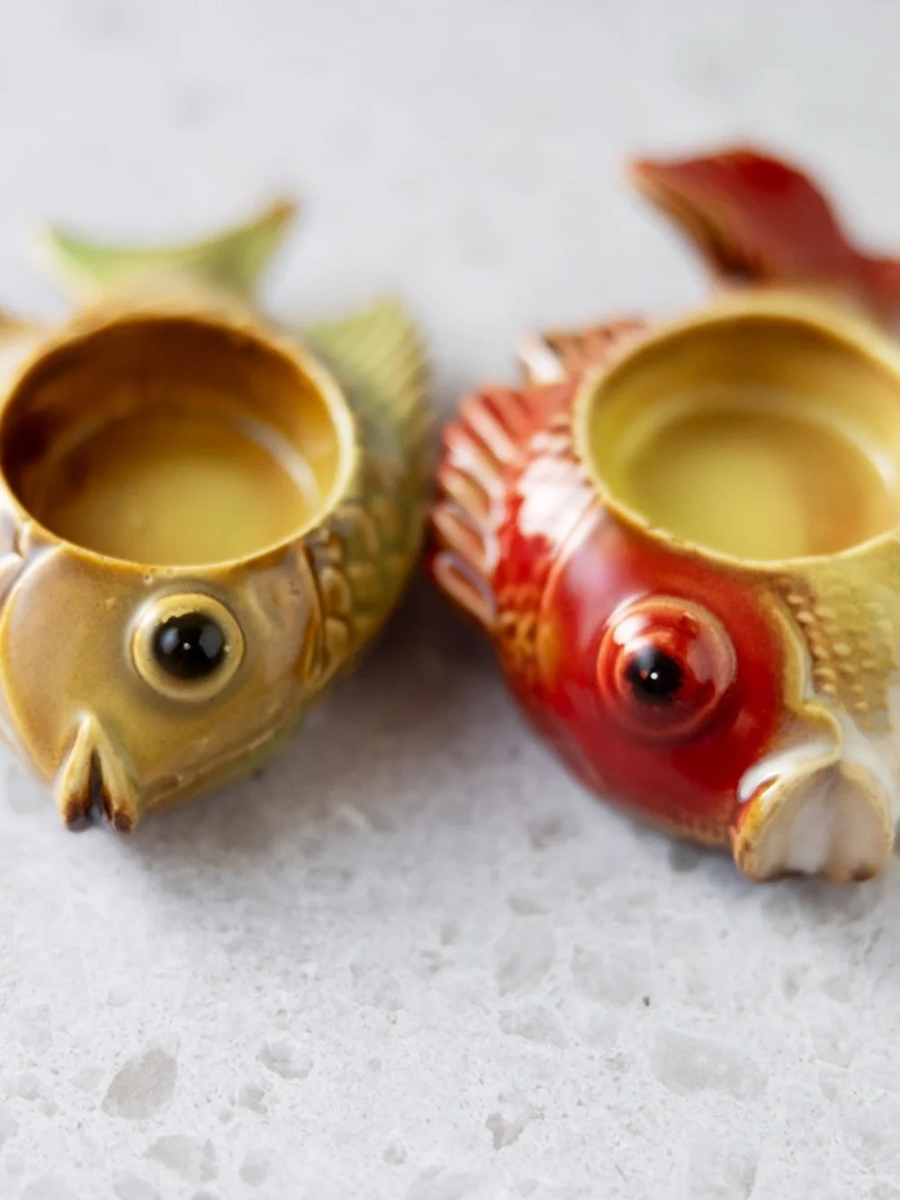 Pair of ceramic fish shaped tea light candle holders made in China red green